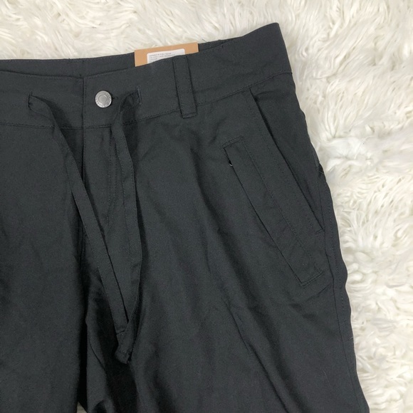 Magellan Outdoors Shorts Nwt Magellan Womens Black Fish Gear Falcon Lake Bermuda Caviar